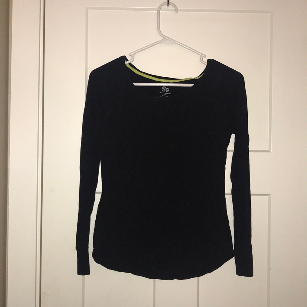 Plain black long sleeve T-shirt